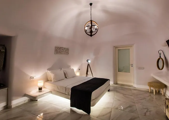 Вилла Santorini Delux (adults Only)