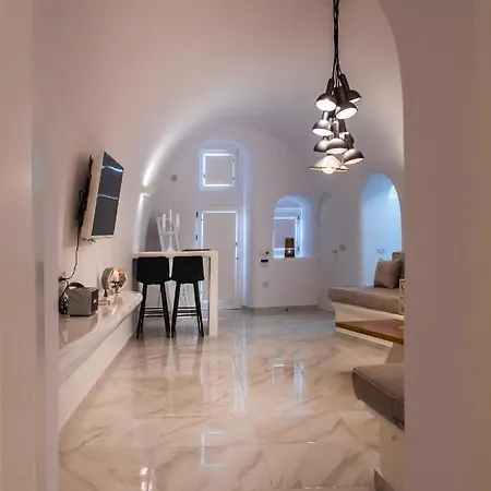 Santorini Delux (adults Only) * إيميروفيغلي