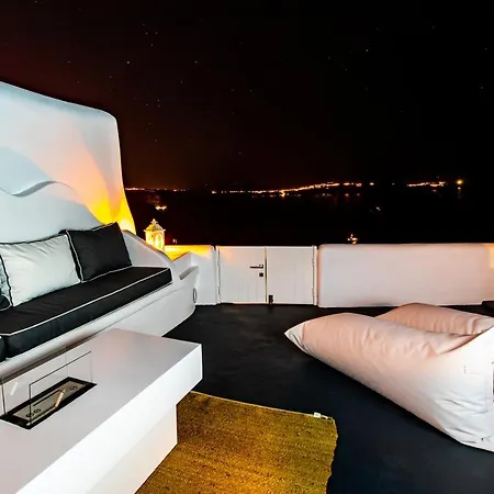 فيلة Santorini Delux (adults Only) إيميروفيغلي