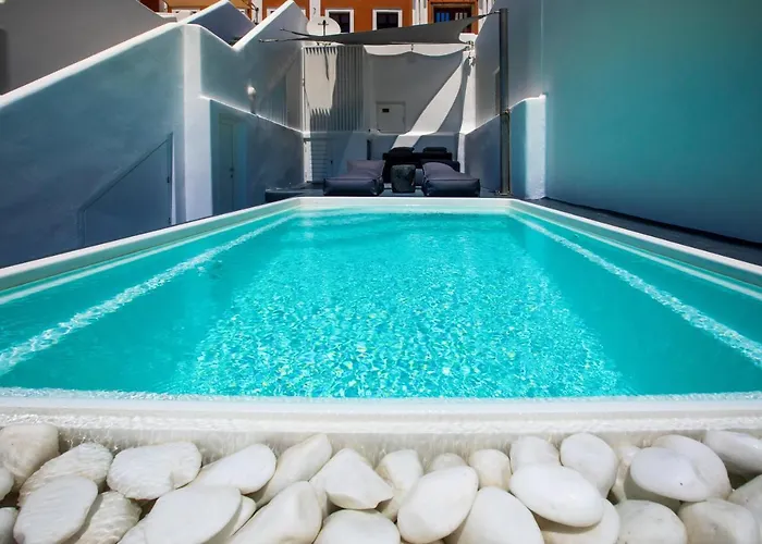 Santorini Delux Villa *